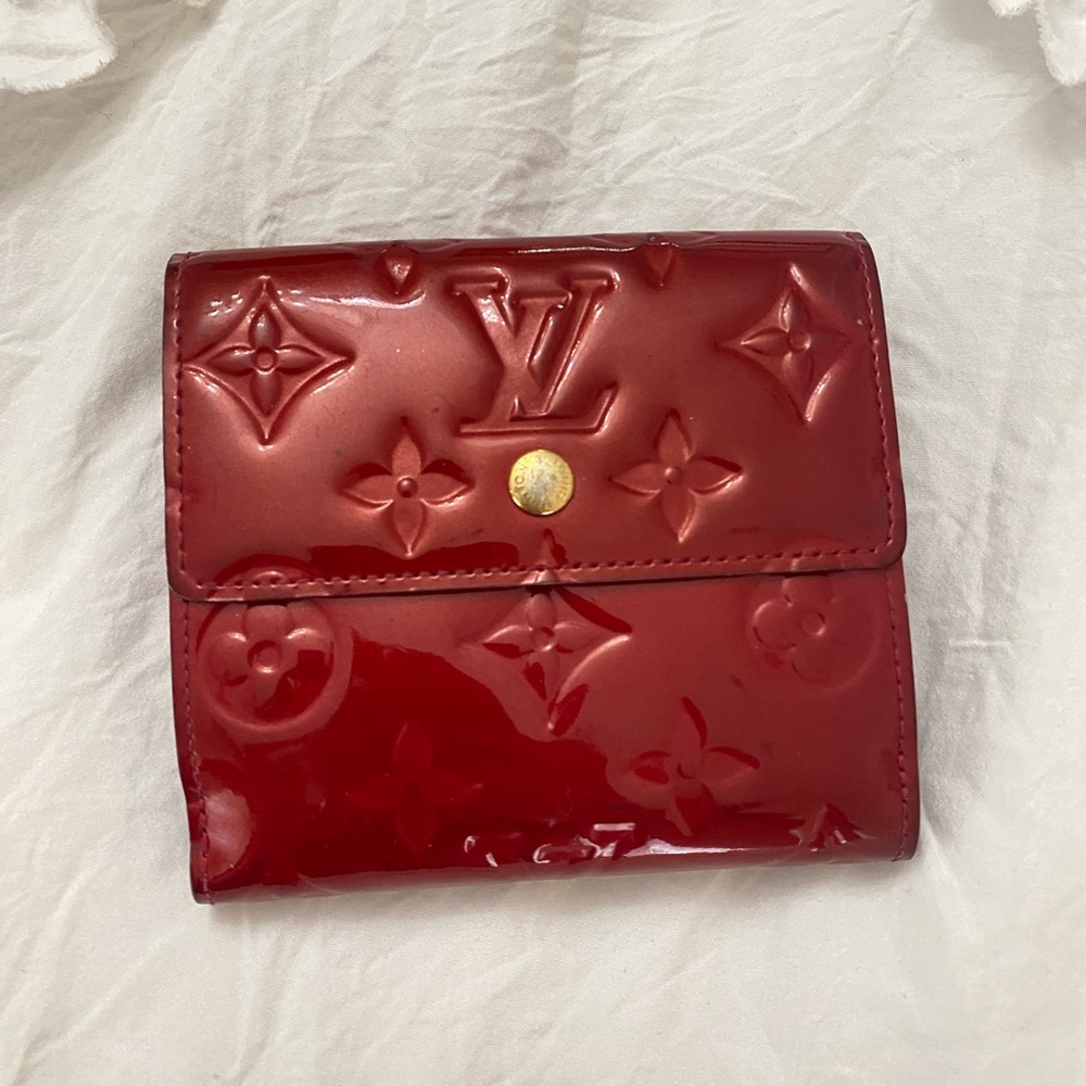 Louis Vuitton Vernis Elise Red Wallet